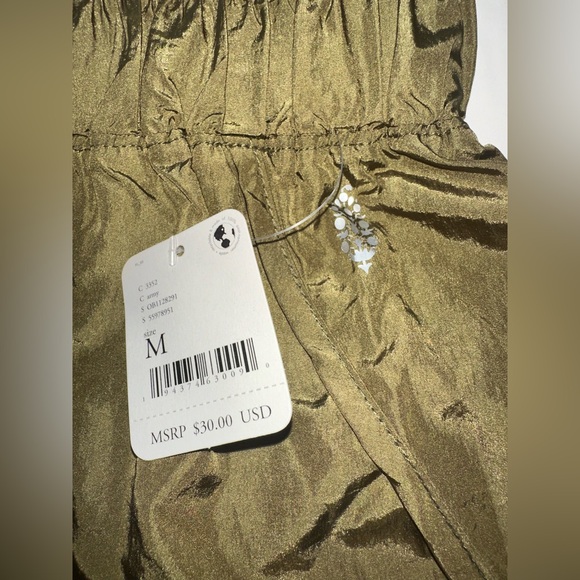 NWT! Free People Way Home Short- Army- Size M - Picture 5 of 5